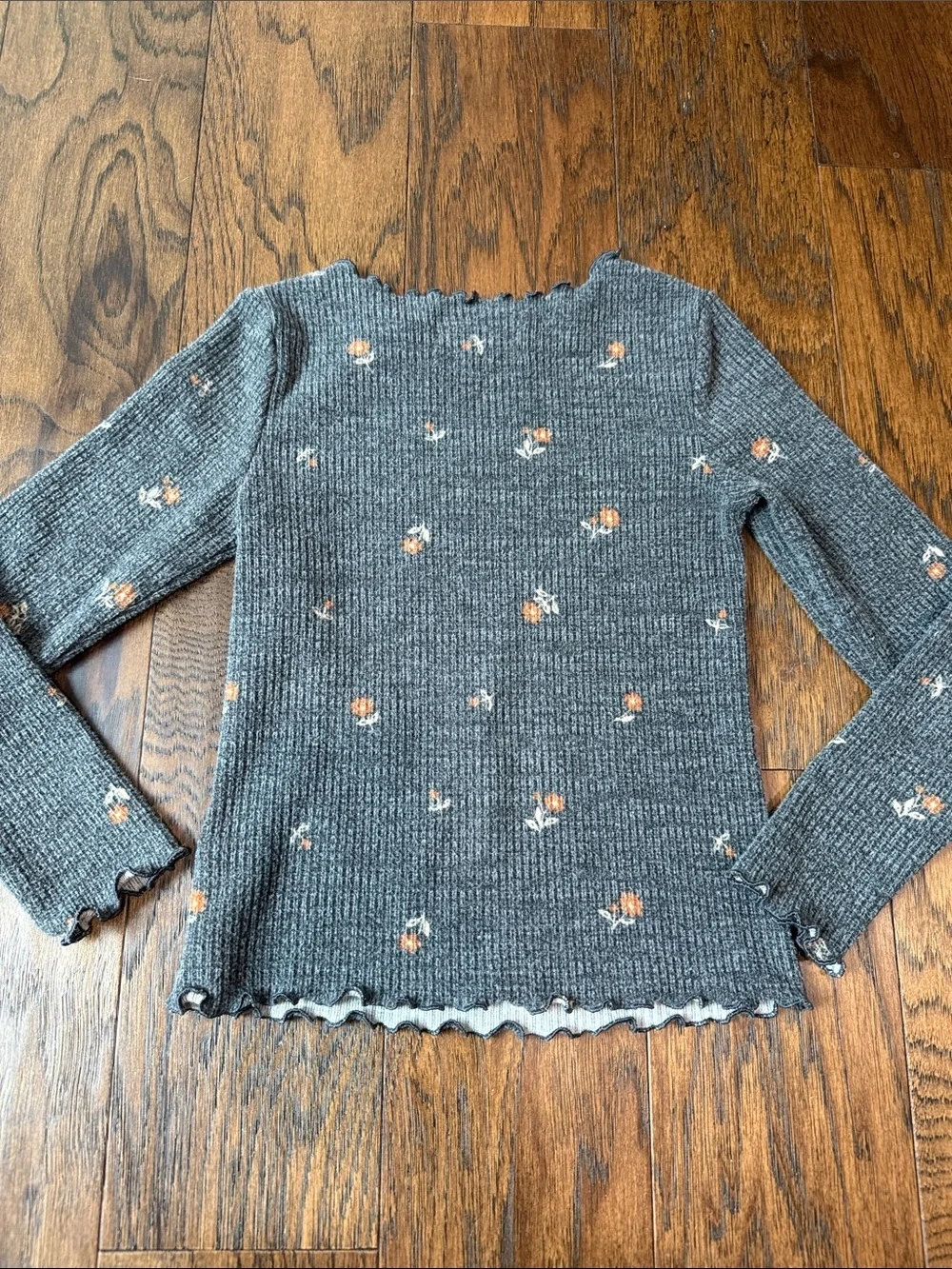 Old Navy Girls Long Sleeve Ribbed Tops - Gray Floral & Black size small 6-7